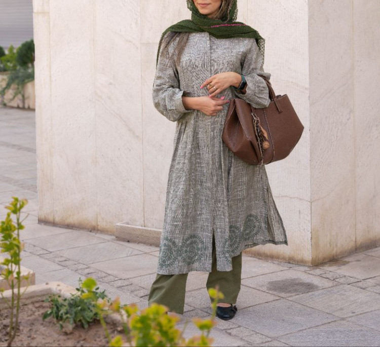مانتو بلند جلو باز زنانه تابستانه مدل روناهی