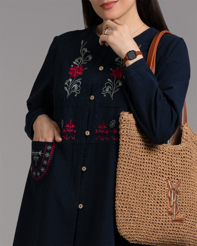 مانتو زنانه مشکی و سرمه ای دکمه دار الیاف طبیعی هلن