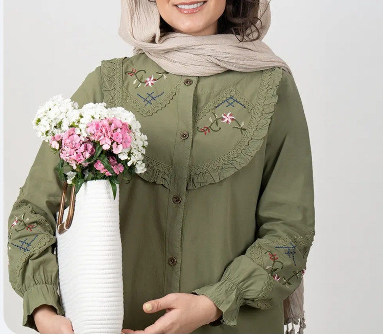 مانتو زنانه گلدوزی شده الیاف طبیعی مدل هیبا