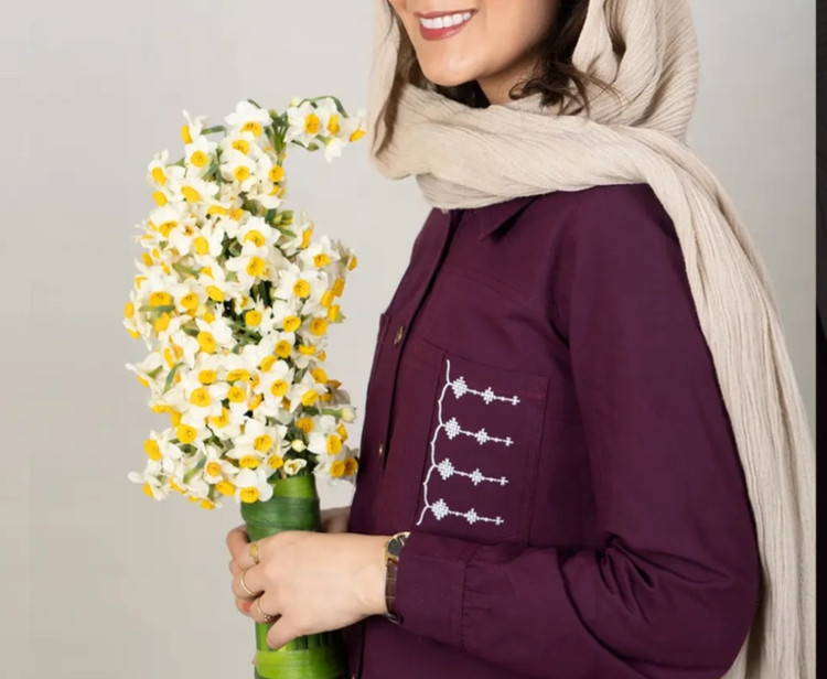 مانتو اسپرت الیاف طبیعی گلدوزی مدل پیونی